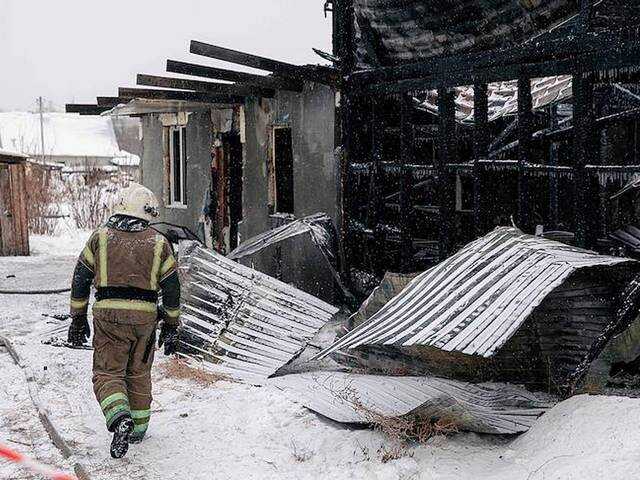 Неходячий пенсионер спасся во время пожара в кемеровском приюте