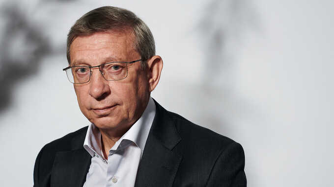 Алиханов помогает Евтушенкову — Сбер и ВТБ выкупят акции его убыточной компании на 60 миллиардов рублей