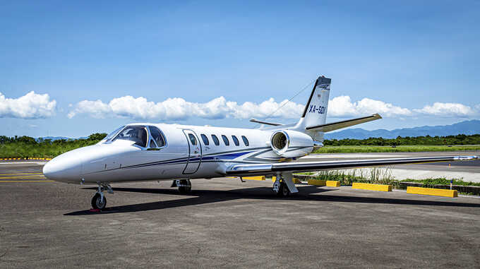 Самолёт Cessna 550 упал на жилой район в Сан-Диего