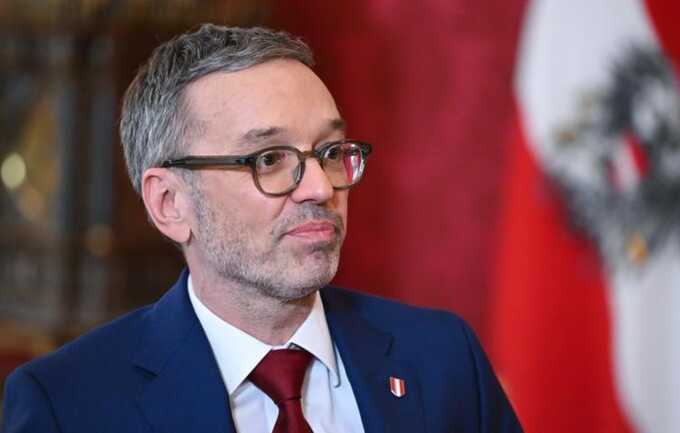 В Австрии подвергли критике визит президента Украины