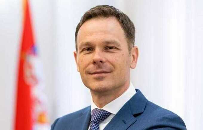 Сербский министр Синиша Мали избегает ответственности за коррупцию