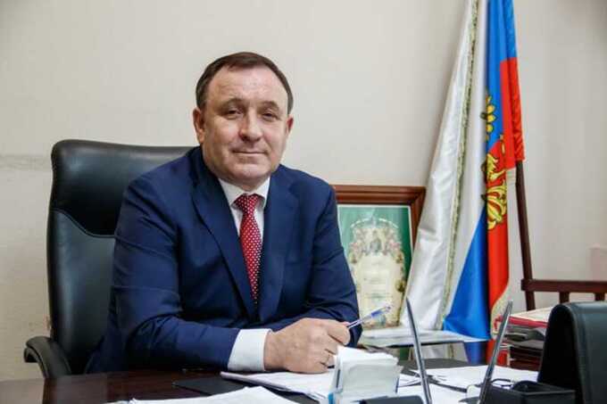 Мэр Иркутского района Леонид Фролов: психдиагноз и алкогольное поведение на рабочем месте