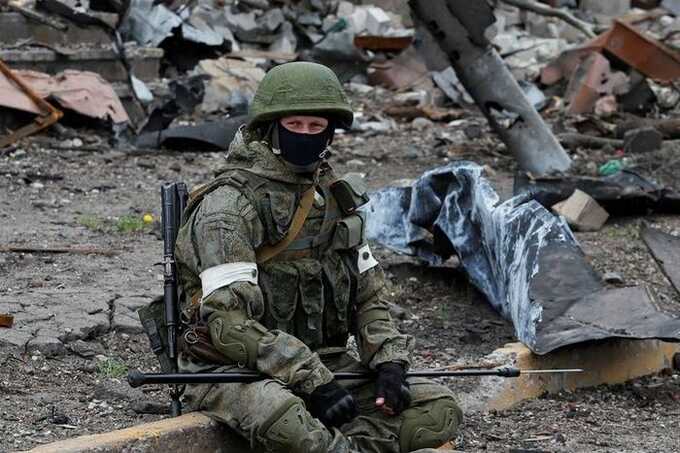 Раненого контрактника с осколком в ноге отправили на передовую