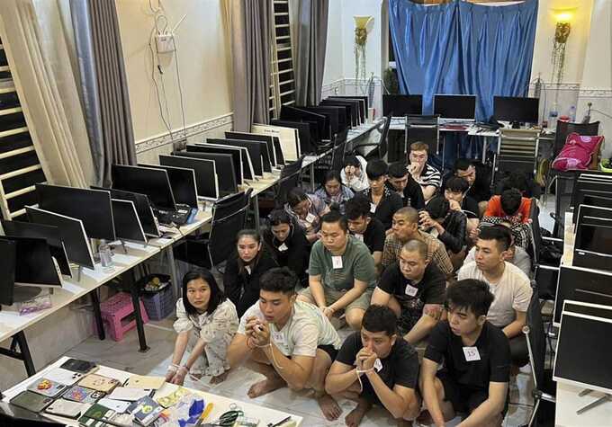 Cambodia Arrests Nearly 1,000 People in Nationwide Crackdown on Cybercrime
