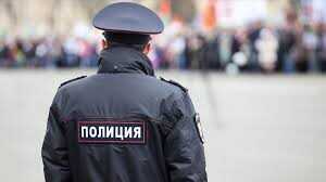 Курильщики напали на полицейских в “Авиапарке” после замечания
