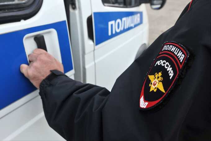 Окружного руководителя в Пермском крае заблокировали в авто, здание администрации под штурмом ОМОНа
