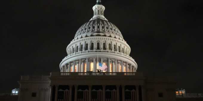 Электоральный обвал демократов: как партия потеряла Америку за 30 лет